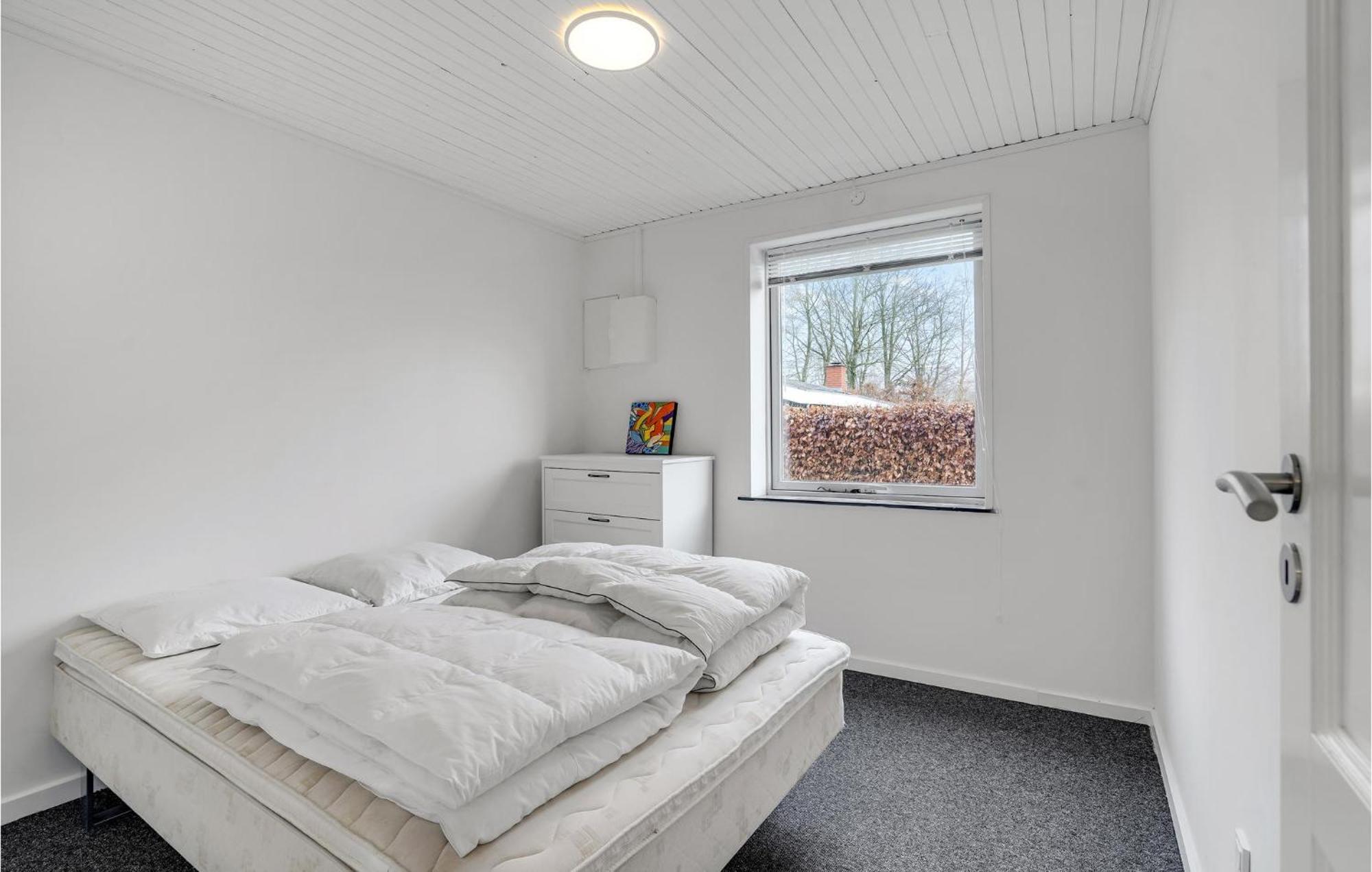 Gorgeous Home In Sunds With Kitchen エクステリア 写真