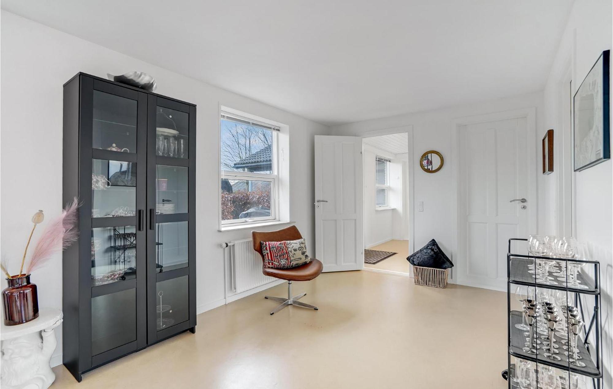Gorgeous Home In Sunds With Kitchen エクステリア 写真