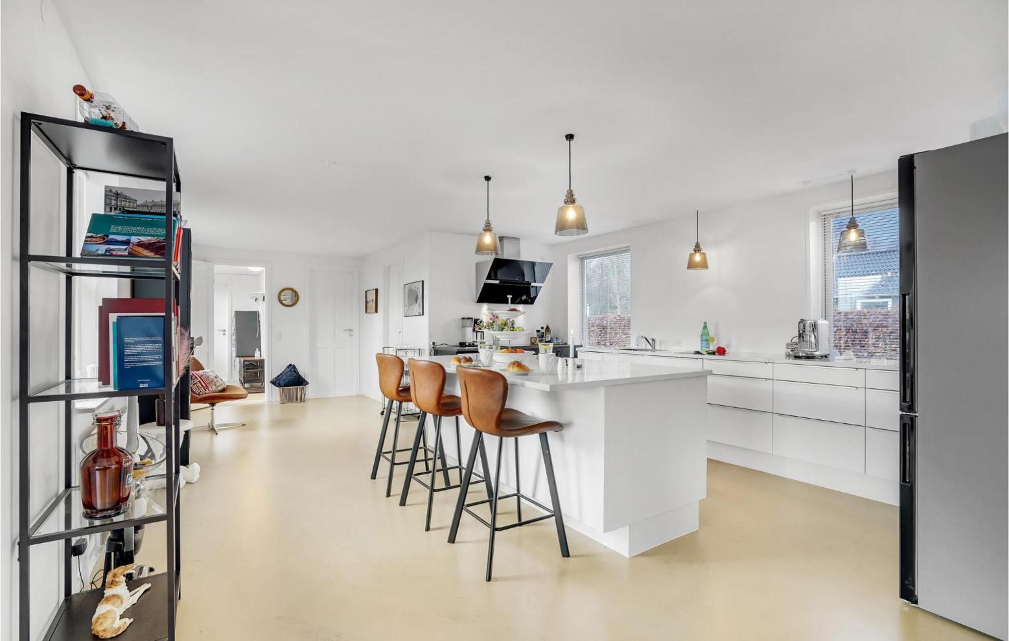 Gorgeous Home In Sunds With Kitchen エクステリア 写真