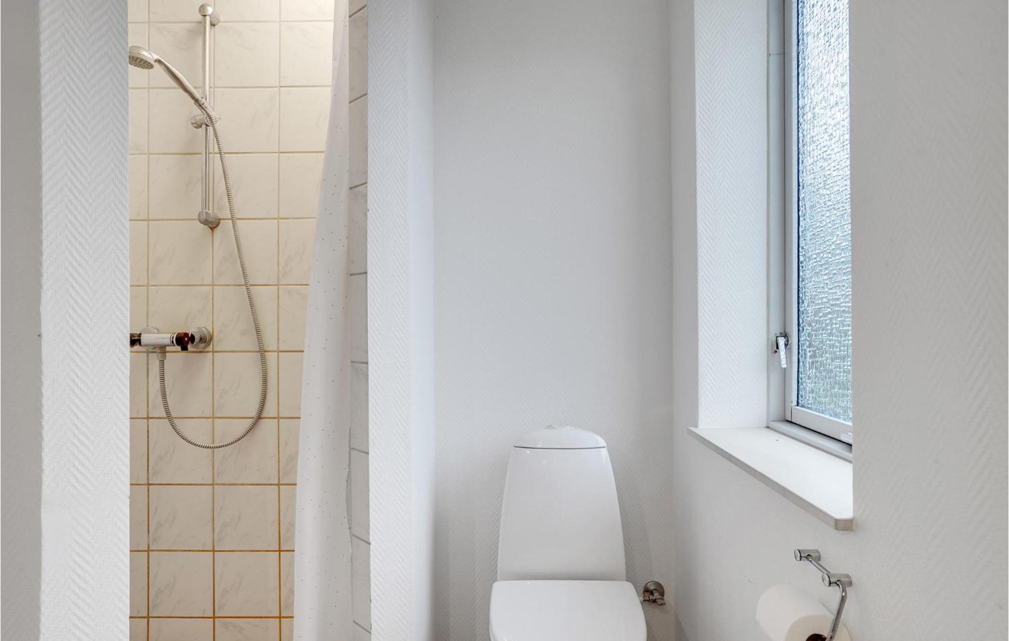 Gorgeous Home In Sunds With Kitchen エクステリア 写真
